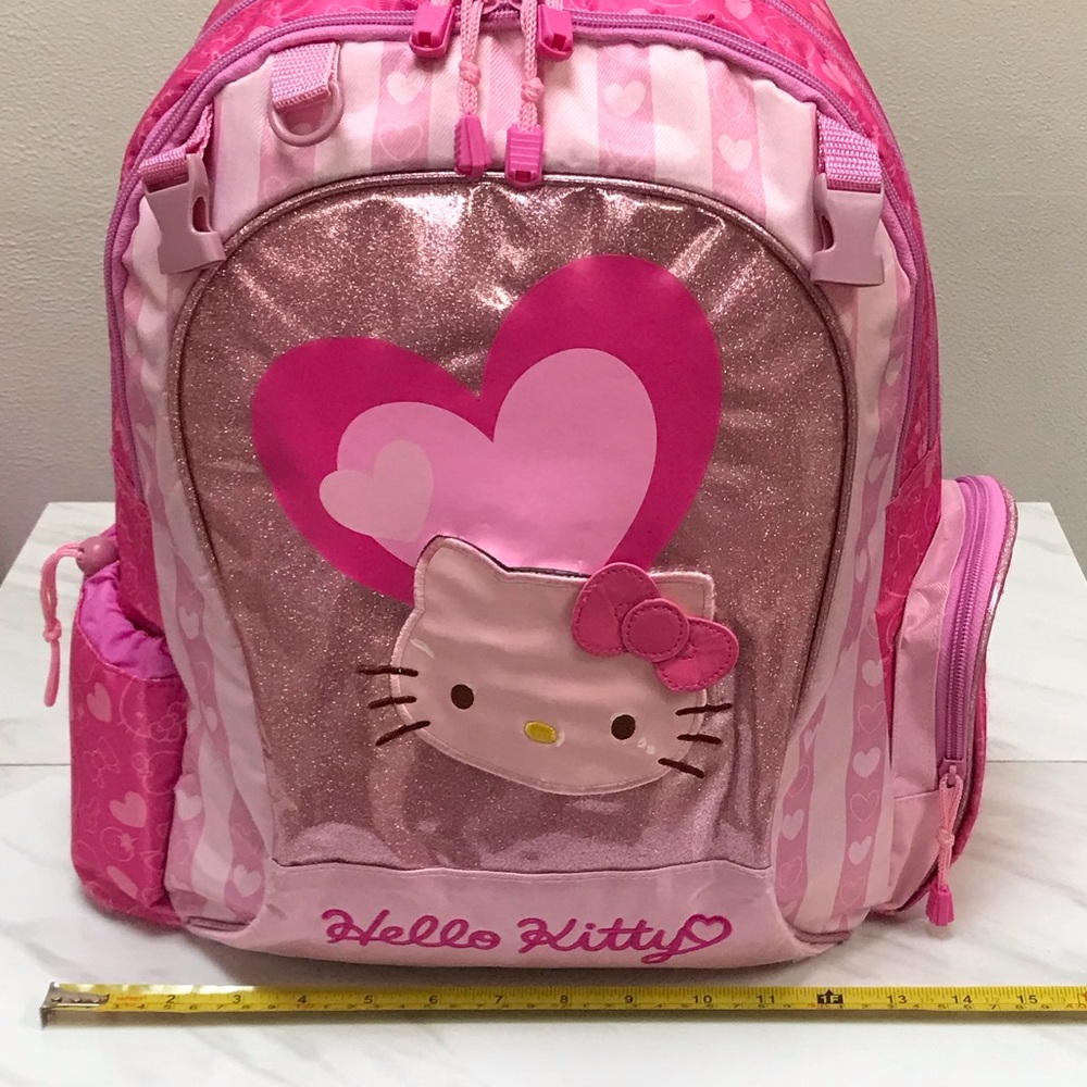 Large Hello Kitty Backpack - Picture 14 of 15